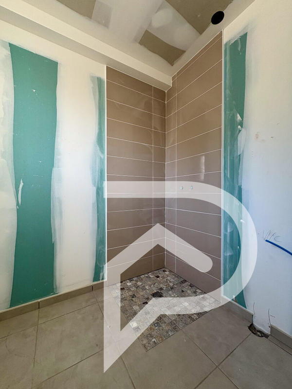 Maison - 87 m² - 4 pièces