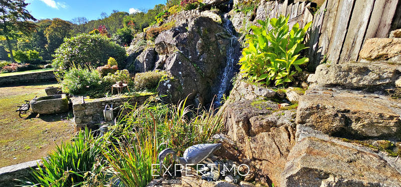 Propriété - 112 m² - 11 pièces