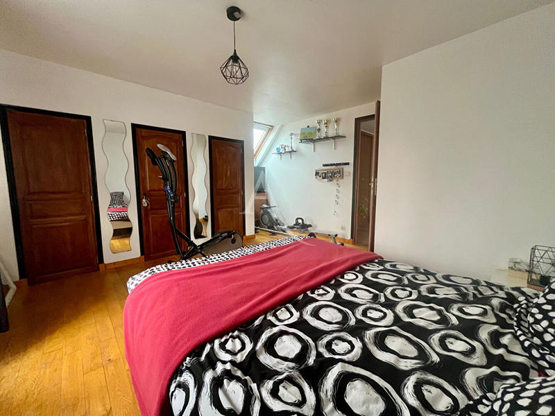 Maison - 123 m² - 5 pièces