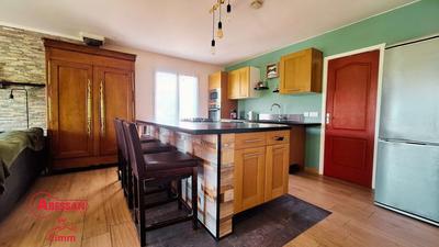 Maison - 92 m² - 4 pièces