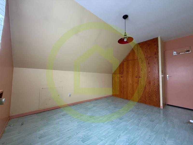 Maison - 160 m² - 8 pièces