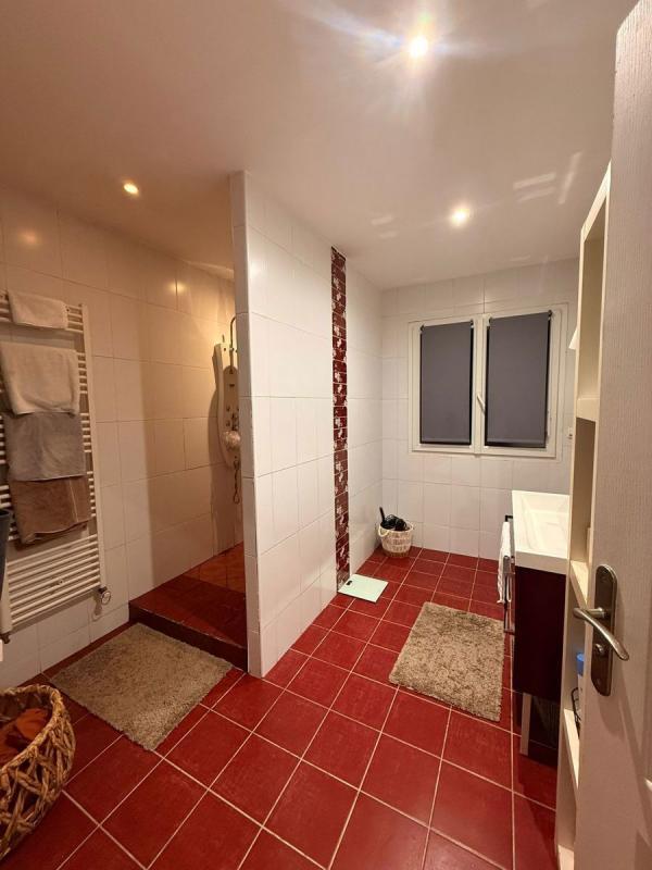 Maison - 158 m² - 6 pièces