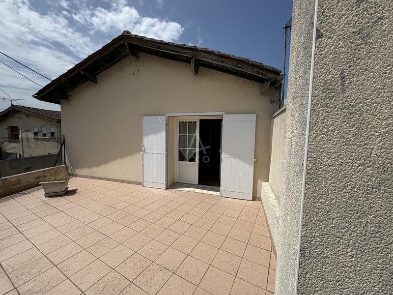 Maison en pierre - 108 m² - 4 pièces