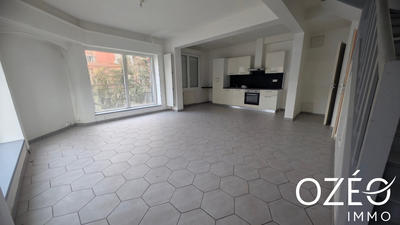 Maison - 79 m² - 5 pièces