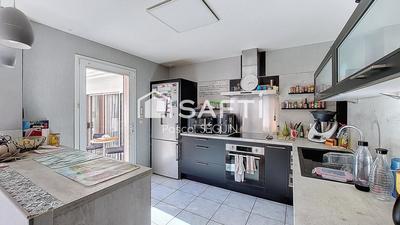 Maison - 128 m² - 5 pièces