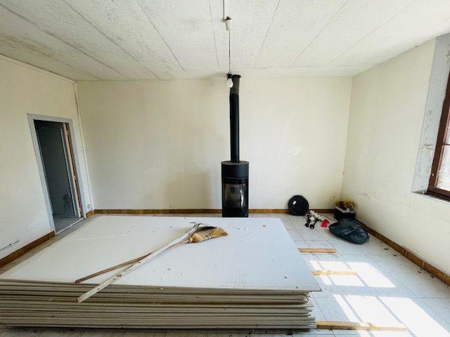 Maison - 96 m² - 5 pièces