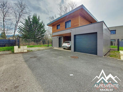 Villa - 105 m² - 4 pièces