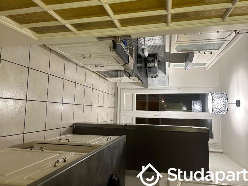 Chambre - 9 m² - 1 pièce