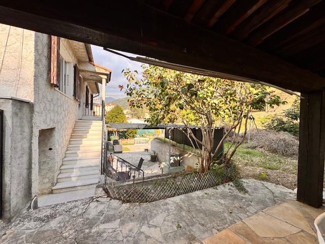 Maison - 166 m² - 6 pièces