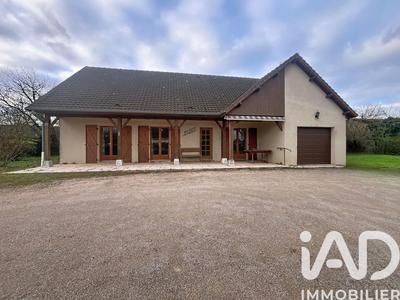 Maison - 94 m² - 4 pièces