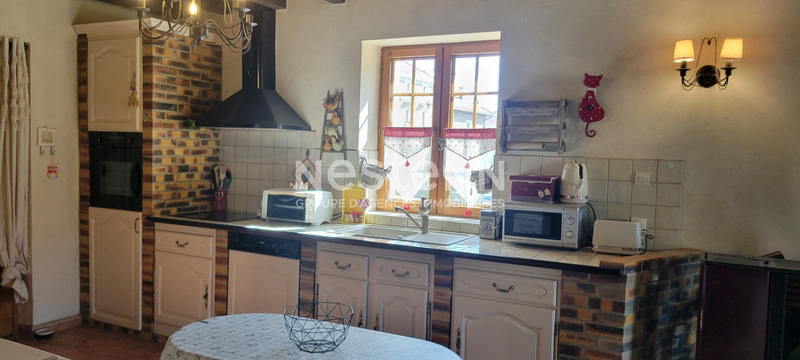 Maison - 180 m² - 6 pièces