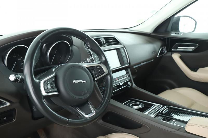 Jaguar F-Pace 2.0 d Prestige 4x4 Bva8 180 ch