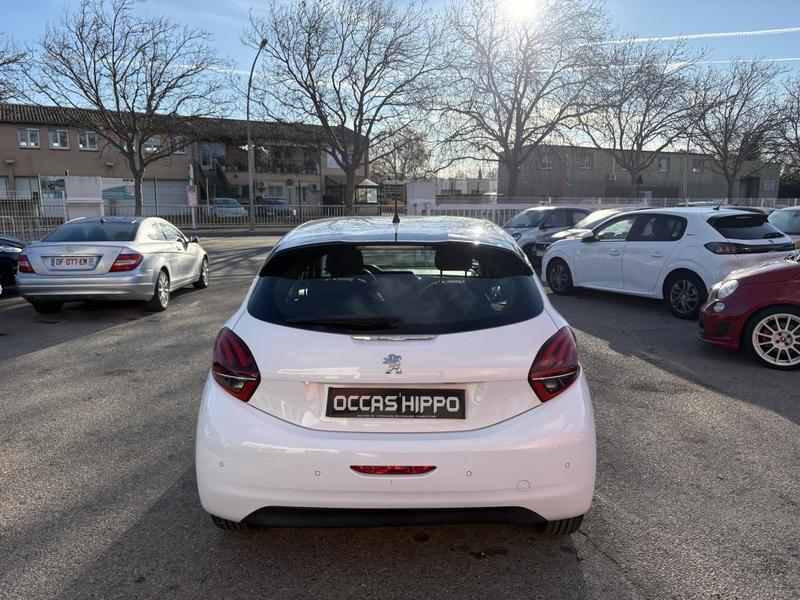 Peugeot 208 1.6 Bluehdi 75cv Active Bvm5