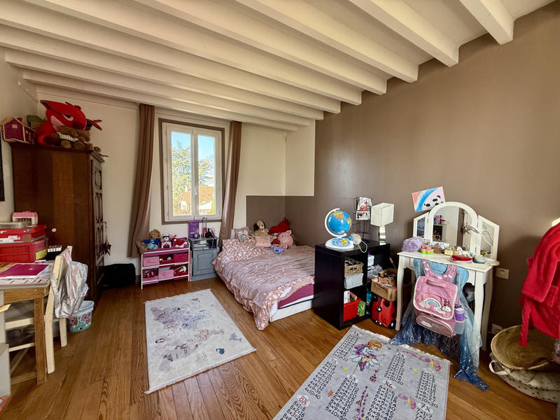 Maison - 95 m² - 4 pièces