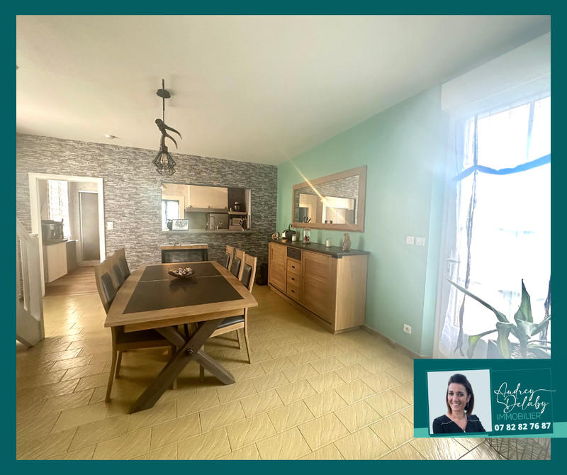 Maison - 203 m² - 8 pièces