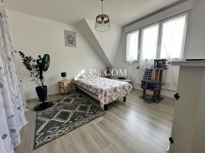 Maison - 92 m² - 4 pièces
