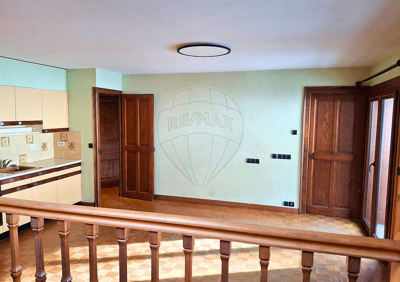 Maison - 236 m² - 10 pièces