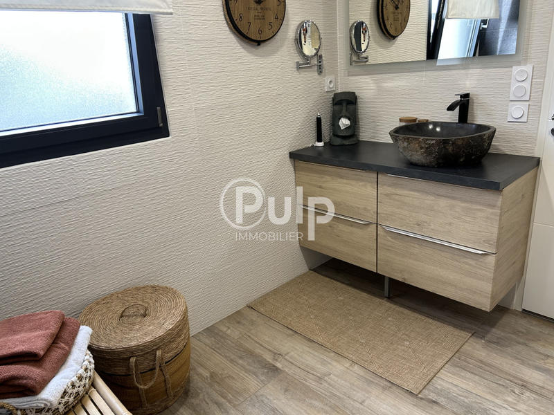 Maison - 127 m² - 5 pièces