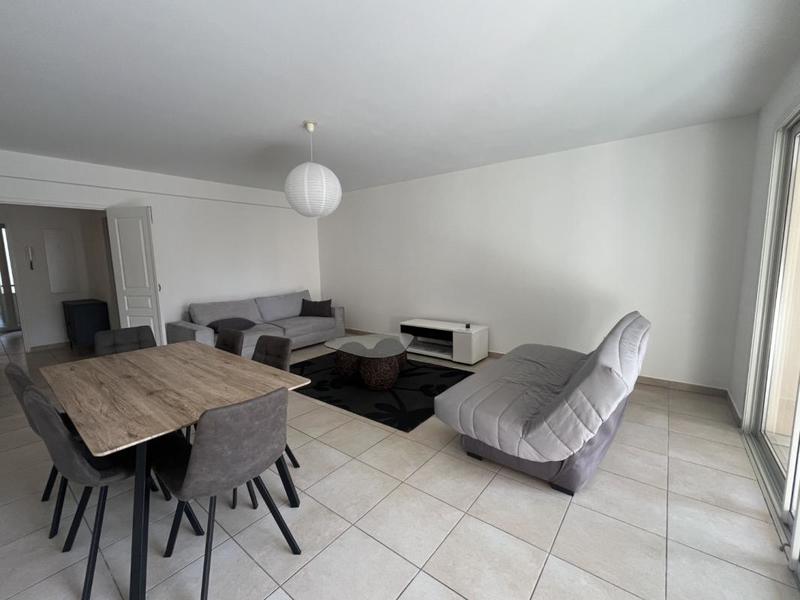 Appartement - 93 m² - 3 pièces