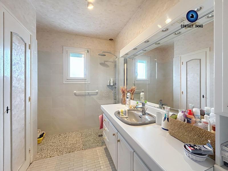 Maison - 192 m² - 5 pièces