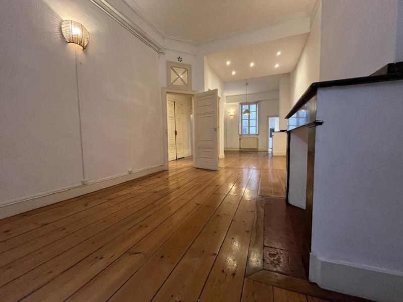 Appartement - 88 m² - 3 pièces