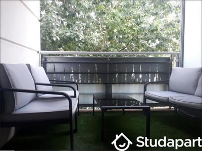 Chambre - 10 m² - 1 pièce