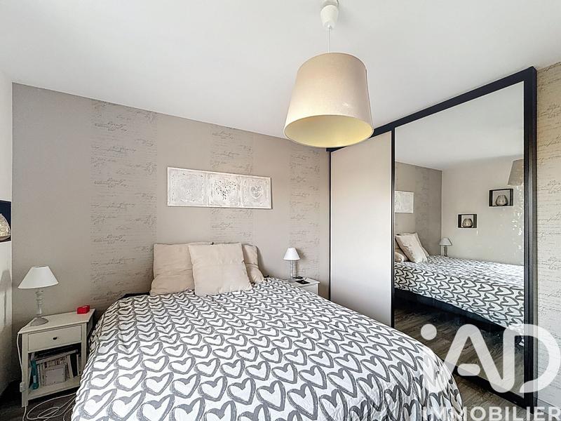 Maison - 93 m² - 5 pièces