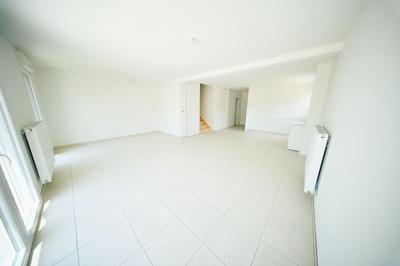 Villa - 93 m² - 4 pièces