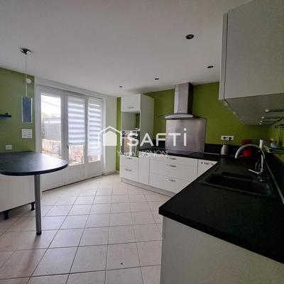 Maison - 98 m² - 4 pièces