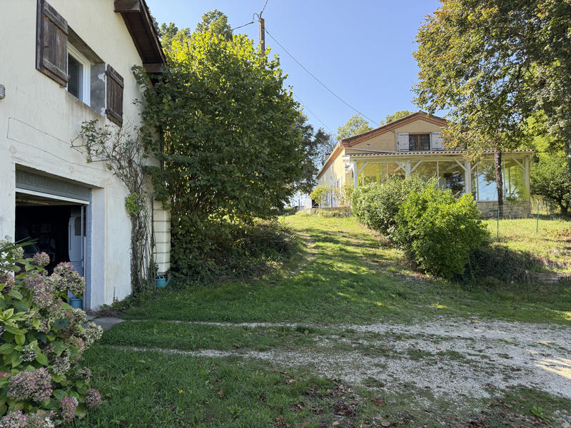 Maison - 152 m² - 13 pièces