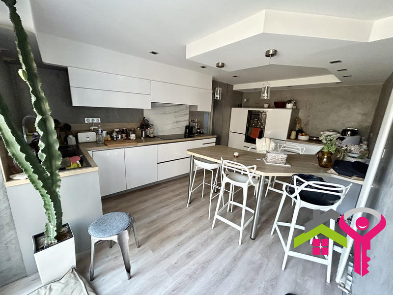 Ferme - 264 m² - 10 pièces