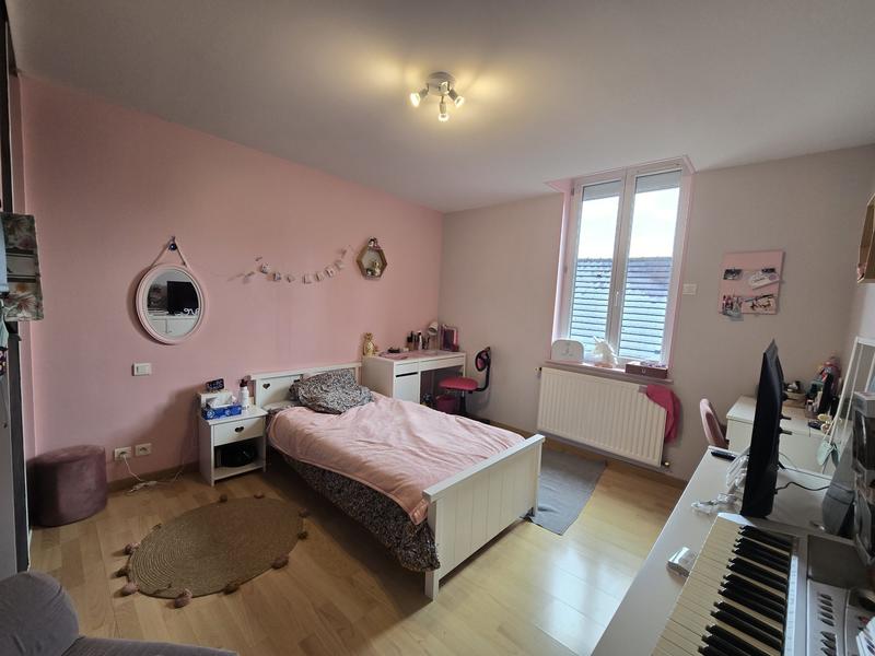 Maison - 98 m² - 5 pièces