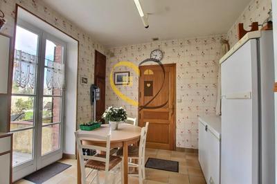 Maison - 144 m² - 5 pièces