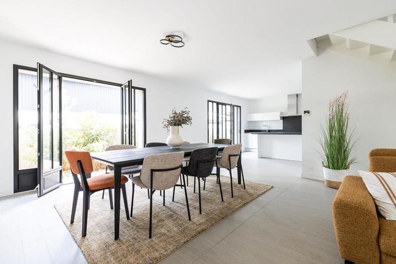 Maison - 157 m² - 5 pièces