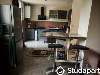 Chambre - 12 m² - 1 pièce