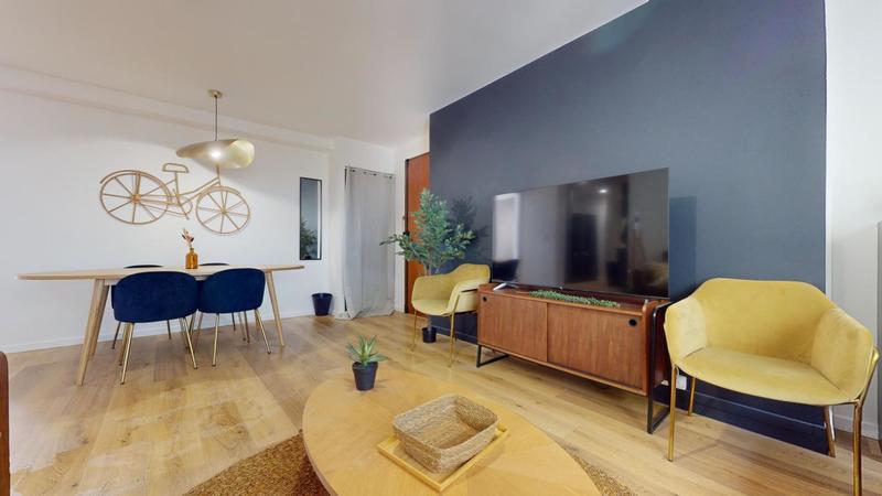 Appartement - 106 m² - 7 pièces