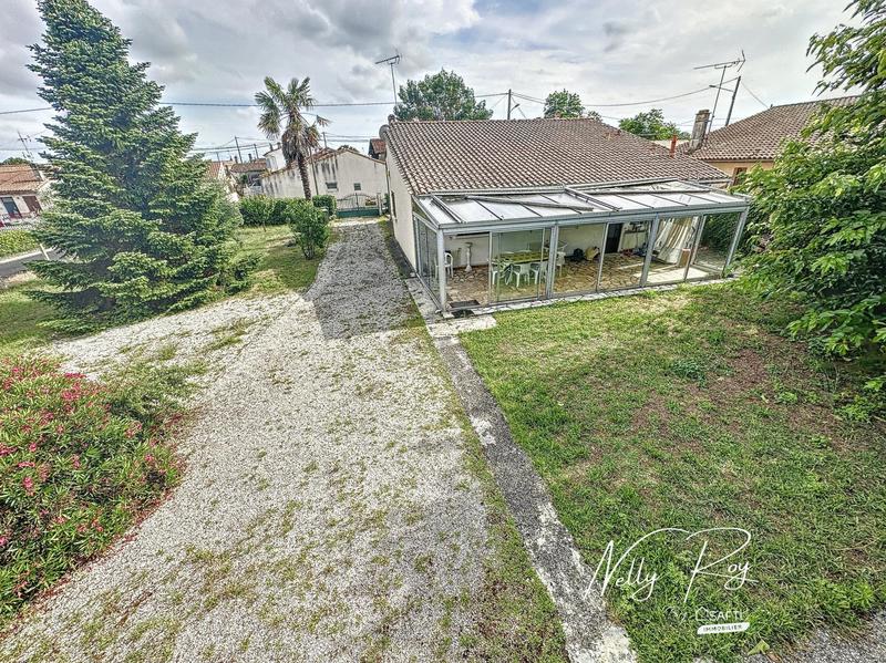 Maison - 350 m² - 8 pièces