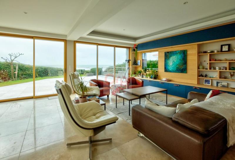 Maison d'architecte - 281 m² - 9 pièces