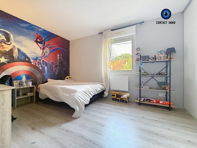 Maison - 93 m² - 5 pièces