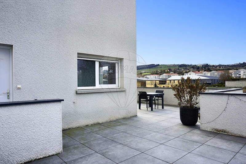 Appartement - 89 m² - 4 pièces