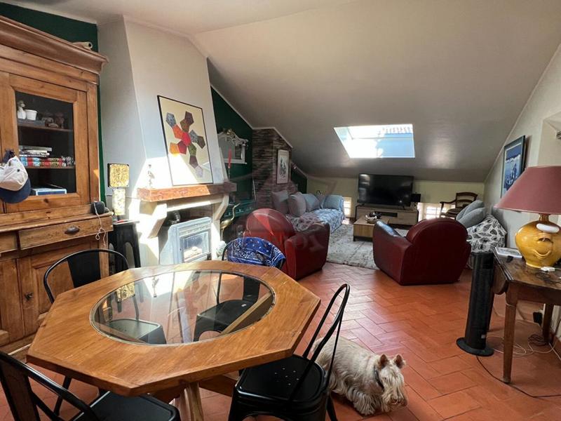 Maison - 143 m² - 7 pièces