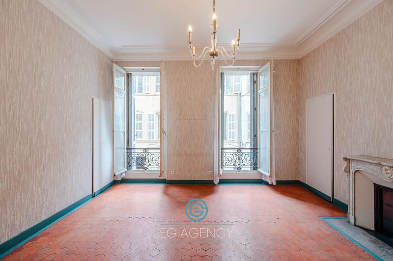 Bureau - 115 m² - 4 pièces