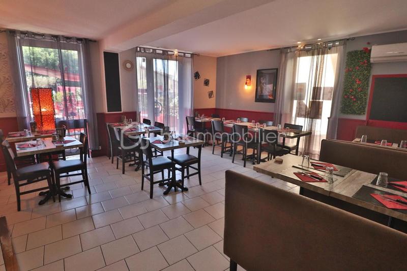 Appartement - 366 m² - 2 pièces