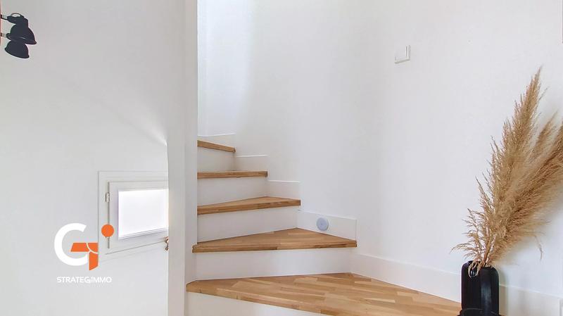 Maison - 80 m² - 5 pièces