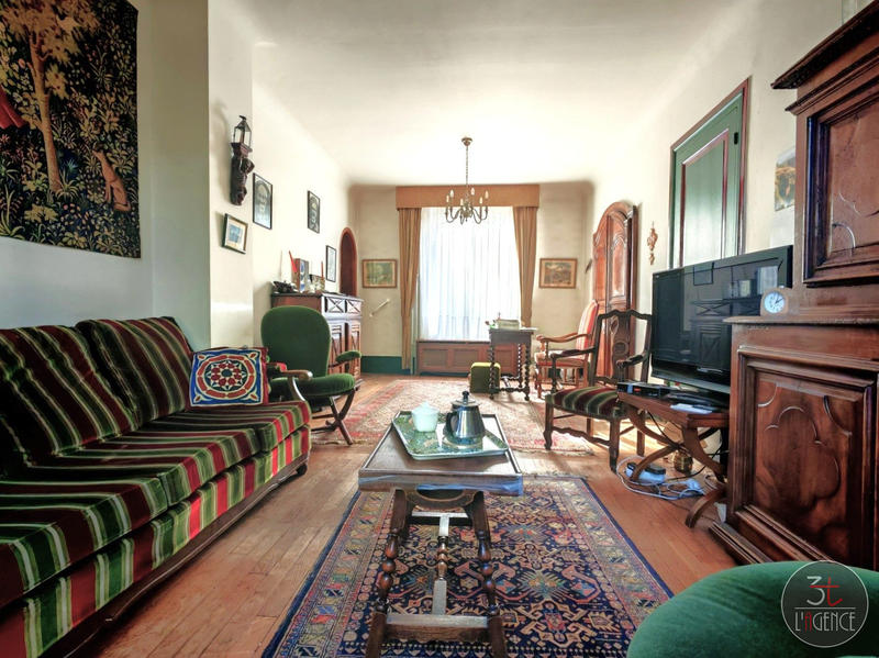 Maison ancienne - 142 m² - 8 pièces