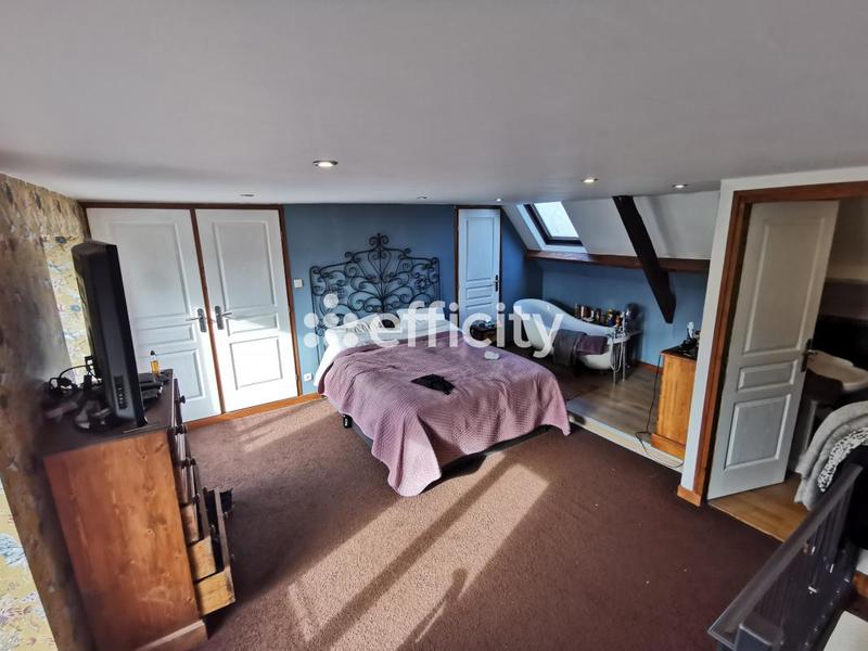 Maison - 170 m² - 7 pièces