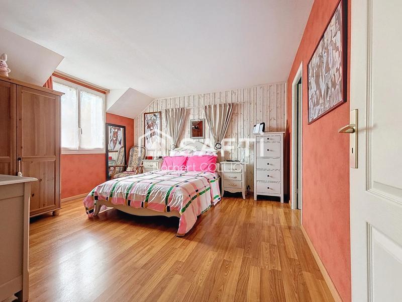 Maison - 115 m² - 5 pièces