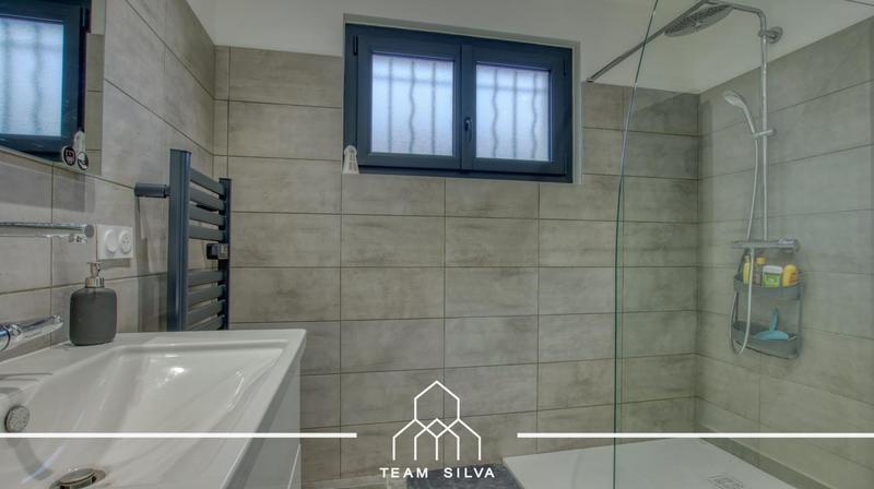 Maison - 110 m² - 4 pièces