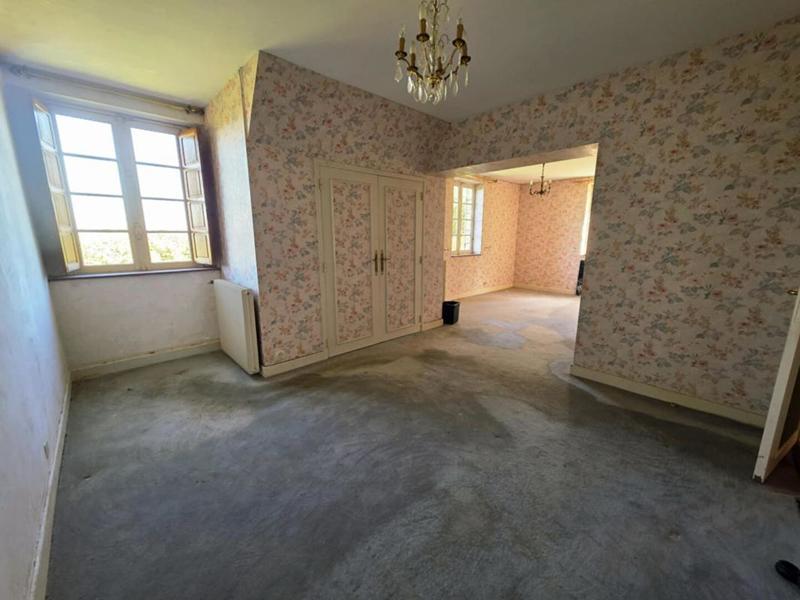 Maison - 235 m² - 4 pièces