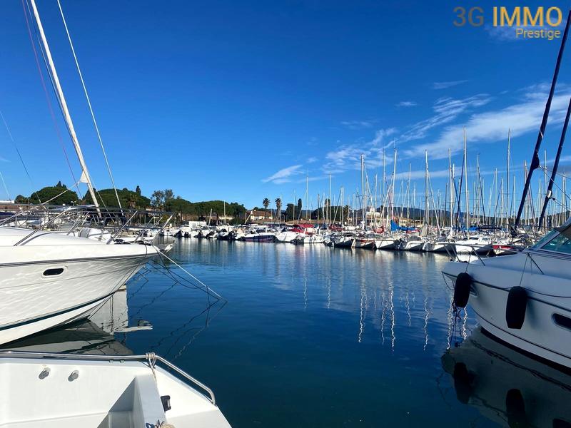 Demeure - 230 m² - 7 pièces